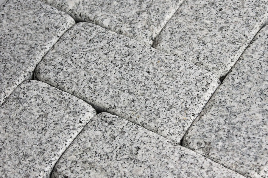 Silver-Grey-Granite-Setts-200x100200x100Silver-Grey-2