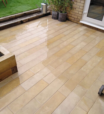 Sawn Mint Sandstone Paving