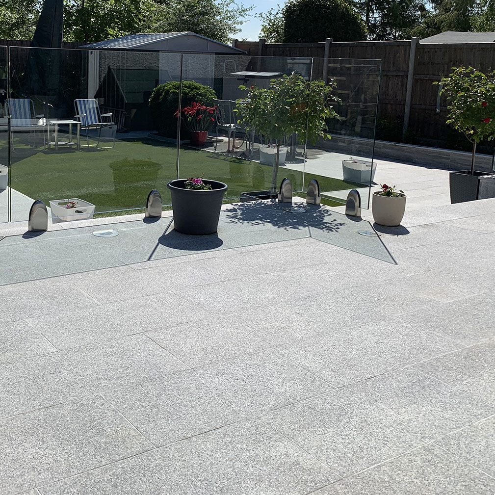 flamed-granite-paving