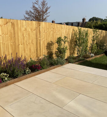 Sawn Mint Sandstone Paving