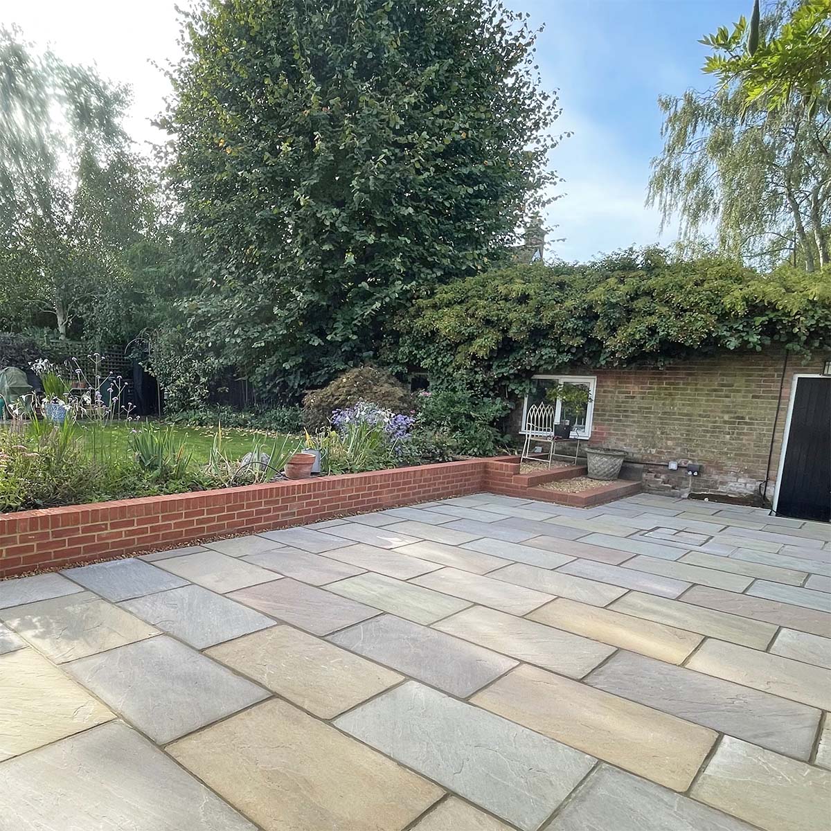 Rippon Buff Sandstone Paving