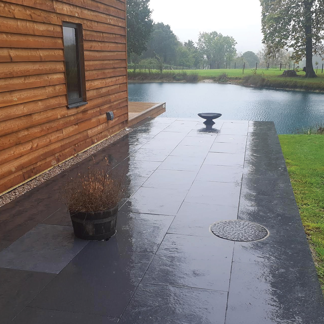 Kotah Black Limestone Paving