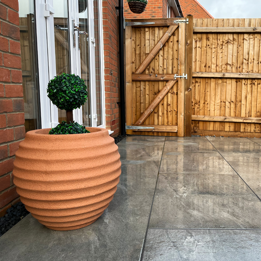 Nustone Hive Planter