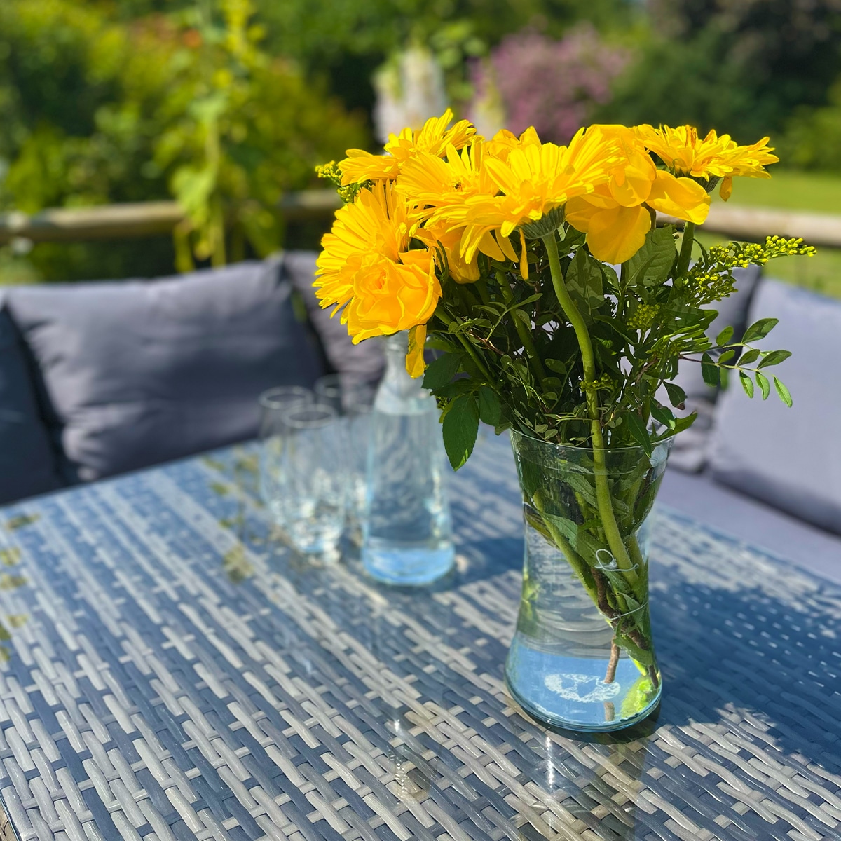 Flowers_On_Table_Web